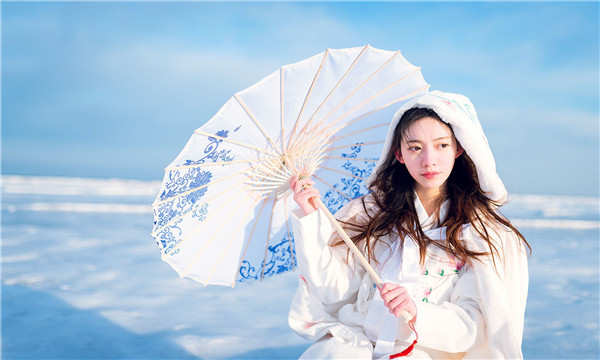 霍邱试管代怀生子多少钱一个？助孕之路的费用分析与方案选择